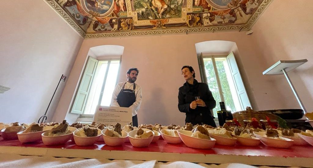 I prodotti di “Amerino Tipico” protagonisti di ”Pic&Nic a Trevi” – In degustazione durante la kermesse trevana l’olio e.v.o. Rajo, la fava cottora dell’Amerino, i salumi di Montecastrilli e i vini Amerini