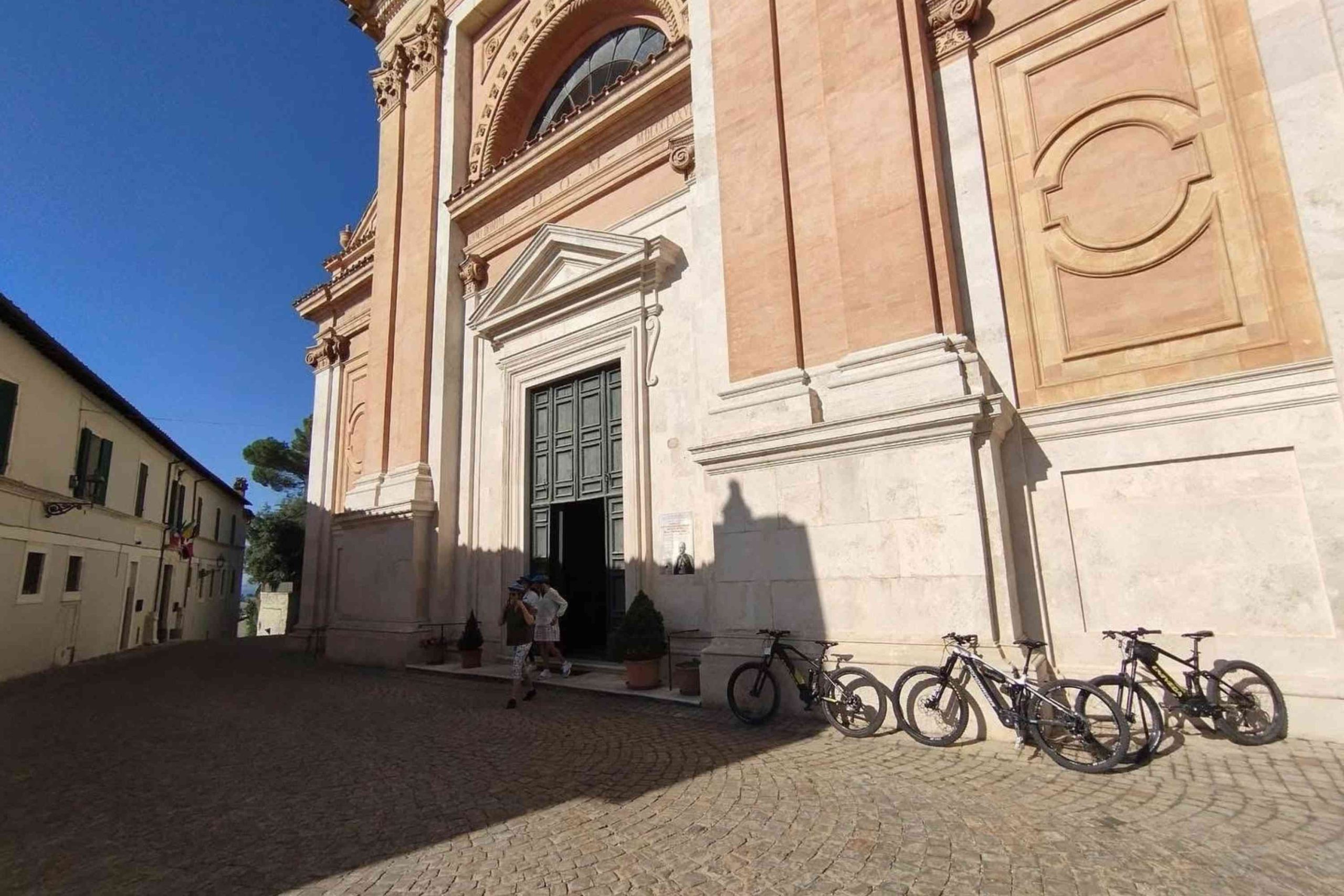 amelia-bike-tour-fuori-duomo-santa-fermina